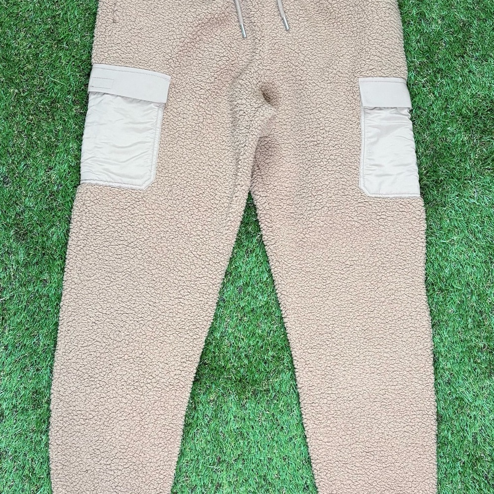 Nike Air Jordan Men’s Sherpa Pants Brown New Size S FV7450-223 NWT $110